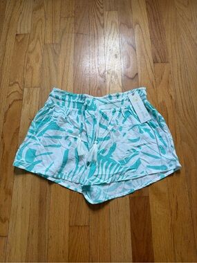 NWT Ocean Drive White & Teal Tropical Print Shorts